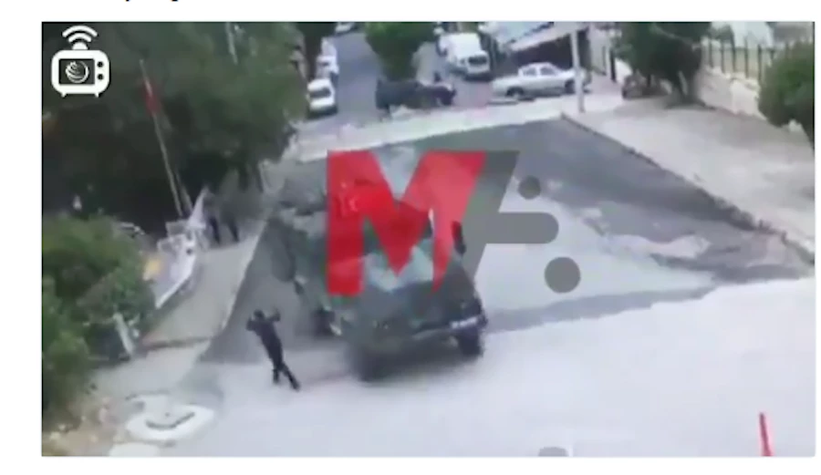 Βίντεο-σοκ: Τουρκικό όχημα συνθλίβει Κούρδισσα – Στρατοχωροφυλακή: Φταίει η 85χρονη!